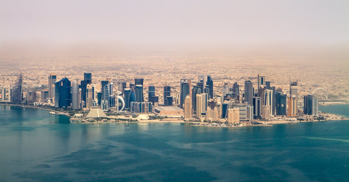 If you're moving to Qatar, here's how to manage your money